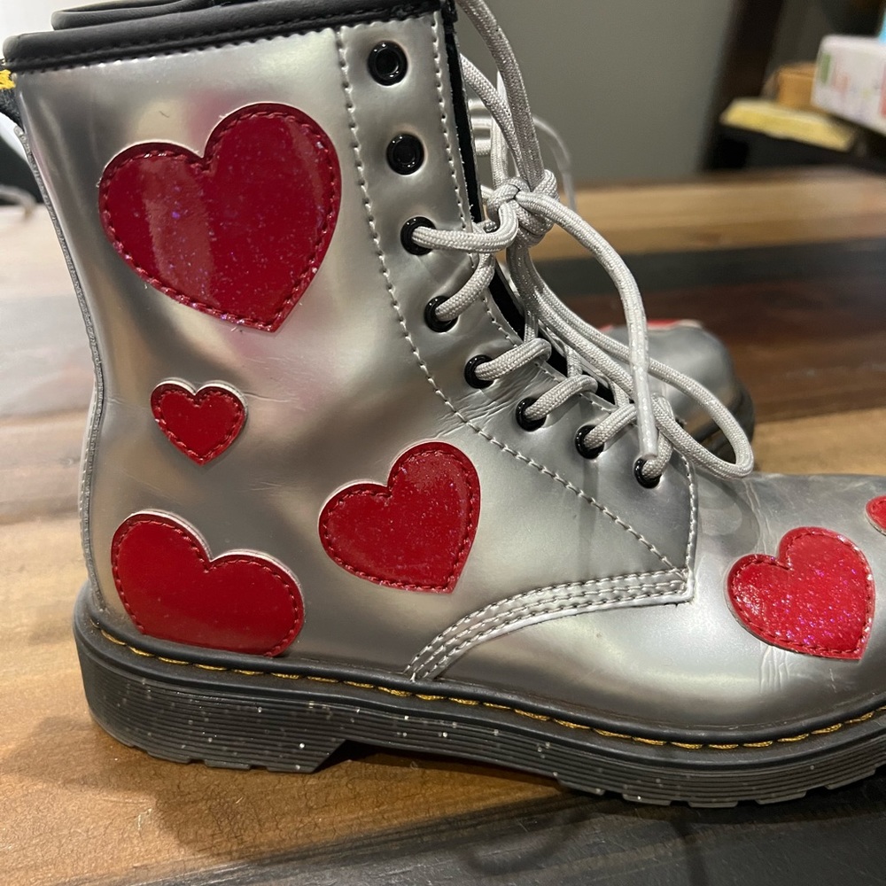 DR MARTENS 1460 J PASCAL AIR WALK BOOTS BIG KIDS SIZE 8